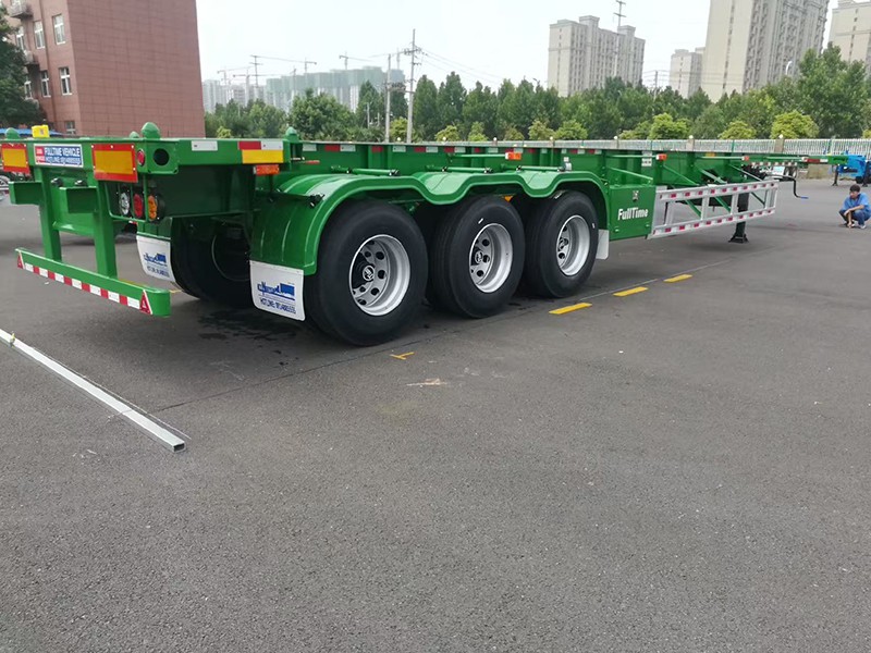 3 Axle Skeletal Truck Trailer